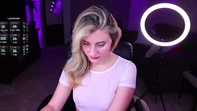 Naughty-Kitty1 online show from February 2026 11:36:01 PM