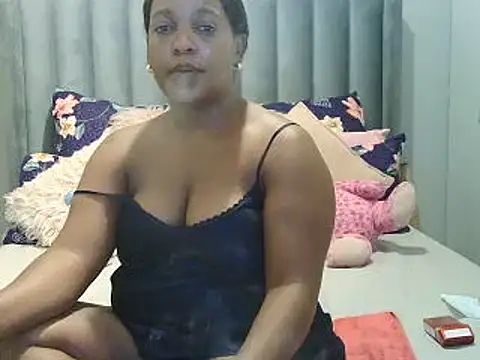 Amberbela online show from December 2024 05:01:02 PM