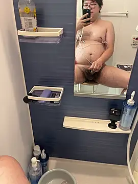 Snapshot of yuuki198912 chatting on October 2025 03:27:01 AM yuuki198912 online show from October 2025 03:27:01 AM