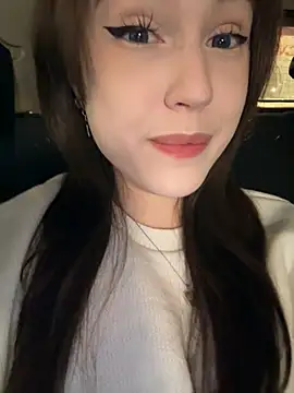 Snapshot of Peachy_Dream chatting on December 2024 10:24:02 PM Peachy Dream online show from December 2024 10:24:02 PM