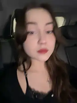 Snapshot of Peachy_Dream chatting on February 2025 10:00:01 PM Peachy Dream online show from February 2025 10:00:01 PM