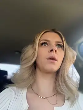 Love Bri online show from March 2026 10:40:01 AM