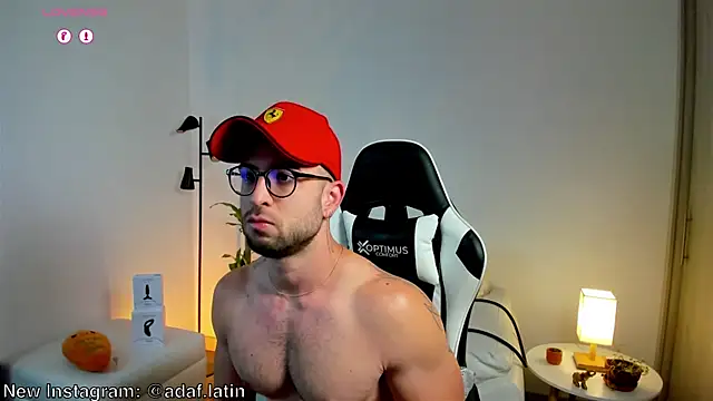 Snapshot of dafboy1 chatting on April 2026 01:37:02 PM dafboy1 online show from April 2026 01:37:02 PM