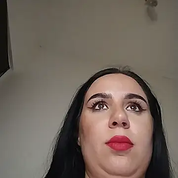 AdelinaJude online show from November 2025 01:22:01 PM