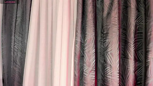 ailynBlaze online show from April 2026 06:31:02 AM