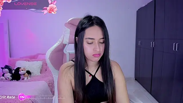 Tinylottie online show from December 2025 02:56:02 PM