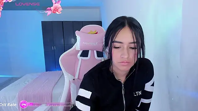 Tinylottie online show from March 2026 01:49:02 AM