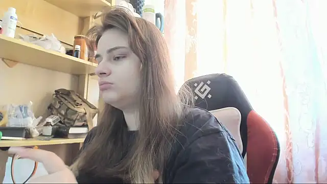Snapshot of Seductive_She_Wolf chatting on April 2026 04:33:02 PM Seductive She Wolf online show from April 2026 04:33:02 PM