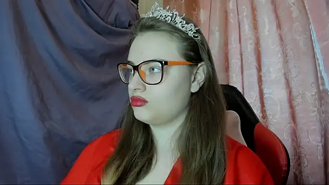 Snapshot of Seductive_She_Wolf chatting on April 2026 05:30:01 PM Seductive She Wolf online show from April 2026 05:30:01 PM
