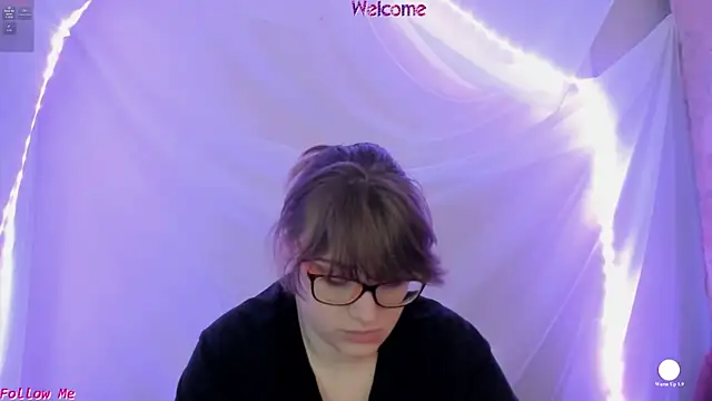 Snapshot of Seductive_She_Wolf chatting on June 2026 02:52:02 PM Seductive She Wolf online show from June 2026 02:52:02 PM