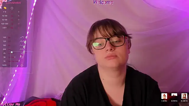 Snapshot of Seductive_She_Wolf chatting on June 2026 02:44:02 PM Seductive She Wolf online show from June 2026 02:44:02 PM