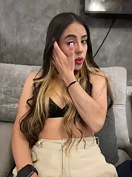 AbyThompson online show from February 2025 10:51:01 AM