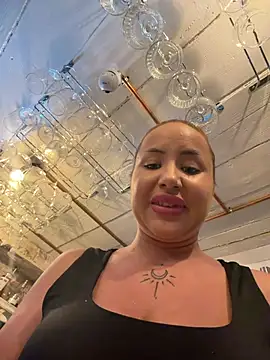 Snapshot of beautydiamond chatting on July 2026 10:13:02 AM beautydiamond online show from July 2026 10:13:02 AM