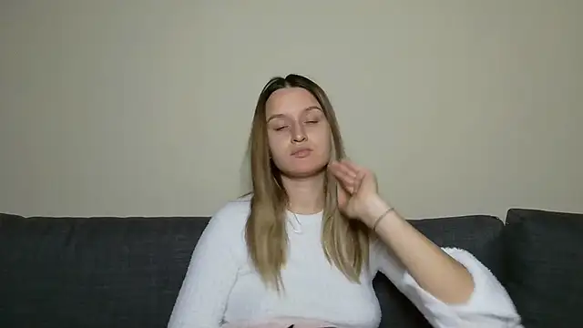 Submissive love online show from January 2025 08:39:01 PM