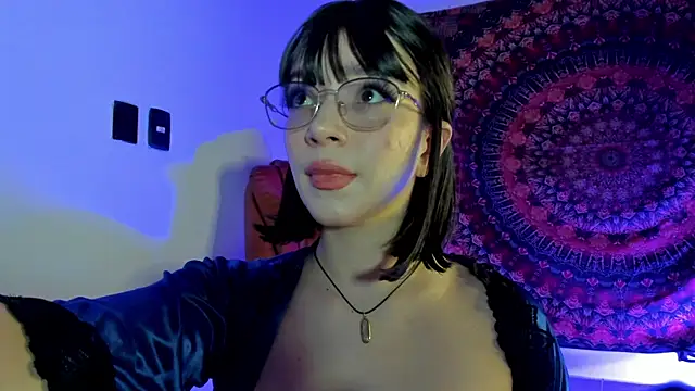 sweeet peach online show from November 2025 01:38:02 AM