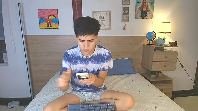 justinbiler online show from September 2025 01:15:02 PM