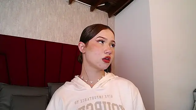 Roxie-Summers11 online show from January 2025 12:31:02 PM