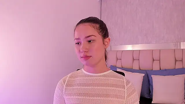 Roxie-Summers11 online show from January 2025 10:41:01 PM