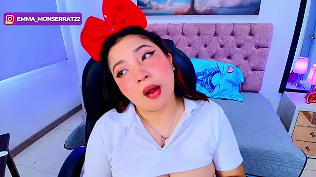 Emma monserrat online show from November 2025 06:18:01 PM