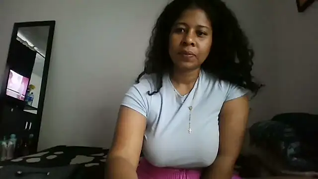 Ivon-09 online show from October 2025 11:57:02 AM