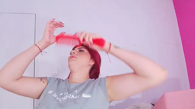 Snapshot of veronica_sinner_ chatting on October 2025 12:03:01 PM veronica sinner  online show from October 2025 12:03:01 PM