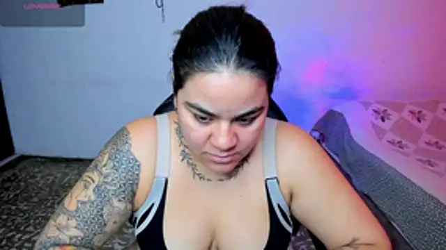 Snapshot of Sharon_hils chatting on July 2026 07:35:02 PM Sharon hils online show from July 2026 07:35:02 PM