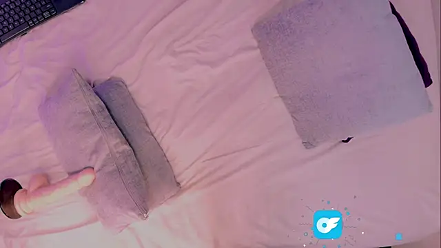 Candle  lz online show from November 2025 07:21:02 AM