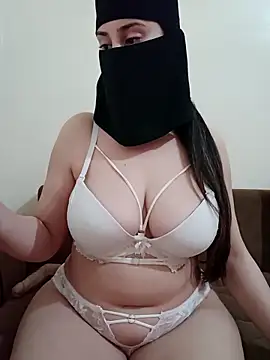 Snapshot of Arabic-Rose chatting on April 2026 11:03:02 AM Arabic-Rose online show from April 2026 11:03:02 AM