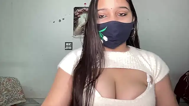 Varnika aarora online show from November 2025 03:38:02 AM