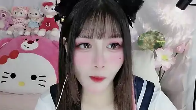 Nancy-Cindy online show from October 2025 07:09:02 PM