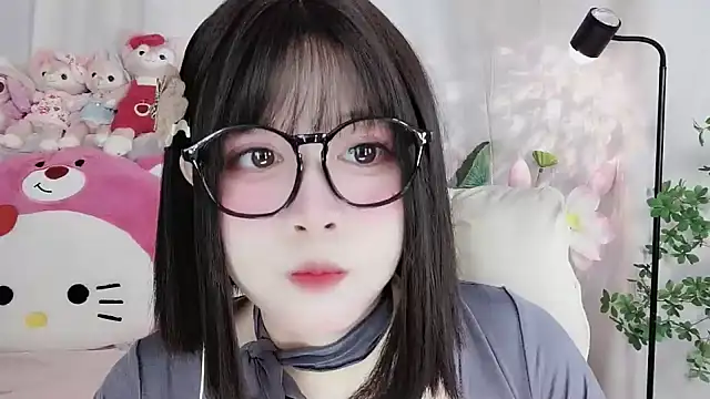 Nancy-Cindy online show from October 2025 07:35:02 PM