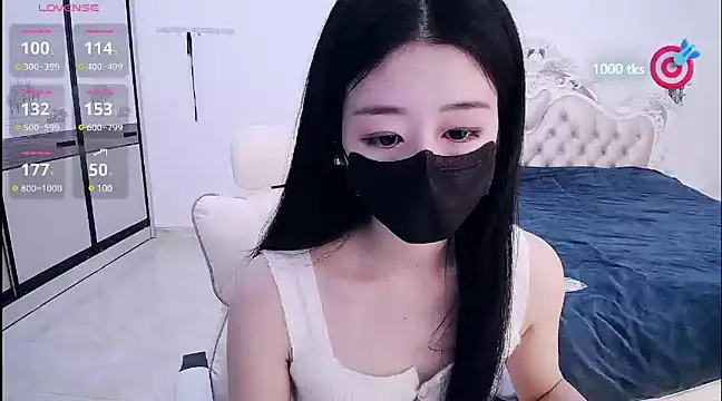 CN-xiaofei online show from February 2025 02:44:02 AM