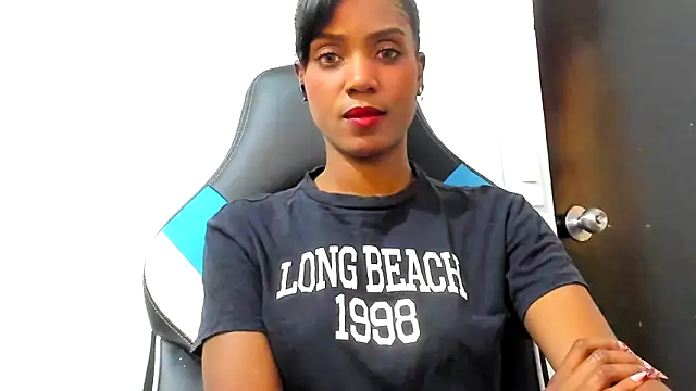 Snapshot of Kalua_Brown chatting on June 2026 05:37:02 PM Kalua Brown online show from June 2026 05:37:02 PM