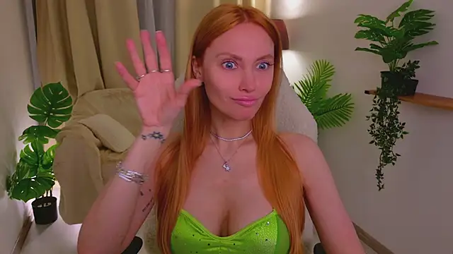 Snapshot of Love_Call chatting on May 2026 02:29:01 AM Love Call online show from May 2026 02:29:01 AM
