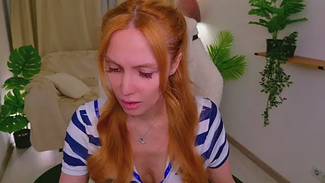 Snapshot of Love_Call chatting on May 2026 02:29:01 AM Love Call online show from May 2026 02:29:01 AM