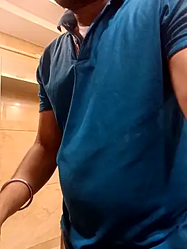 luciferfr69 online show from April 2026 02:01:02 PM