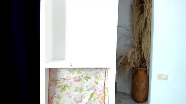 misshiccups online show from December 2024 04:51:02 AM