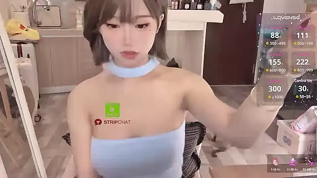 -XunMengLong- online show from December 2024 07:49:01 PM