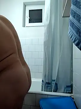 Snapshot of intx800 chatting on December 2024 03:21:02 AM intx800 online show from December 2024 03:21:02 AM