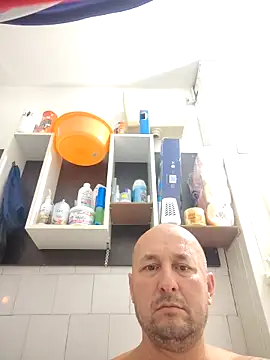 Snapshot of intx800 chatting on September 2025 02:15:02 AM intx800 online show from September 2025 02:15:02 AM