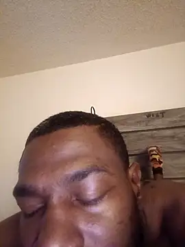 Mcoleman4642 online show from October 2025 11:35:01 PM