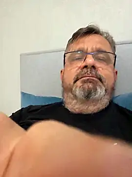 axecoman60 online show from March 2026 07:20:02 PM