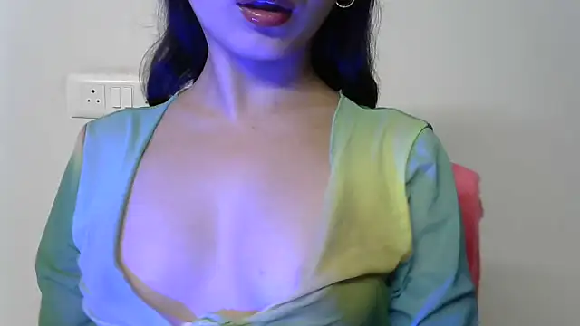 Snapshot of amrita2210 chatting on October 2025 05:44:02 PM amrita2210 online show from October 2025 05:44:02 PM