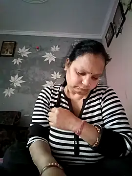 Kavya kapoor online show from February 2025 12:30:02 PM