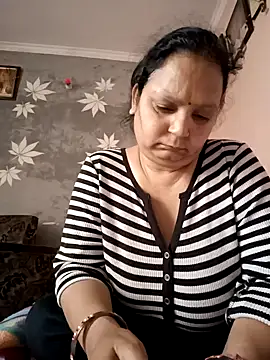 Kavya kapoor online show from February 2025 02:52:01 AM