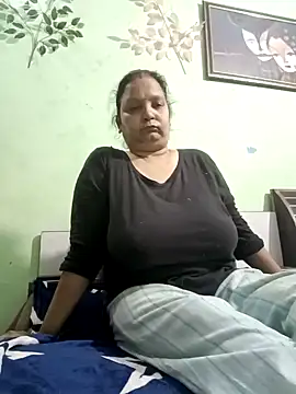 Kavya kapoor online show from February 2025 05:09:01 PM