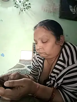 Kavya kapoor online show from February 2025 09:37:01 AM