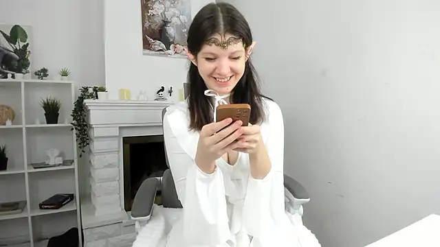 Snapshot of Baby_Evalena chatting on November 2025 05:29:02 AM Baby Evalena online show from November 2025 05:29:02 AM