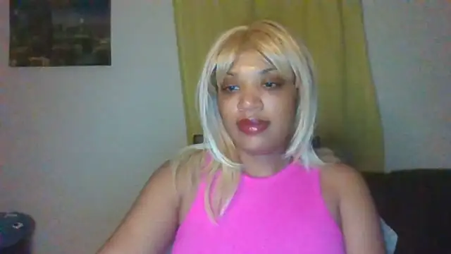 Snapshot of thekelliecapri chatting on June 2026 04:29:02 AM thekelliecapri online show from June 2026 04:29:02 AM