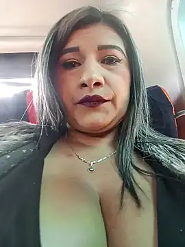 Hannahcandyy online show from January 2025 05:23:01 PM